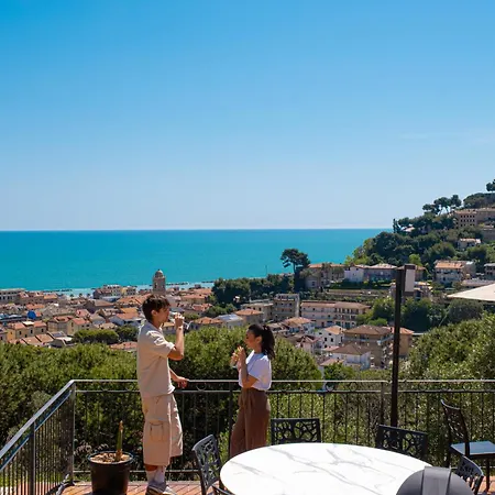 Primo Sole 3* Cupra Marittima